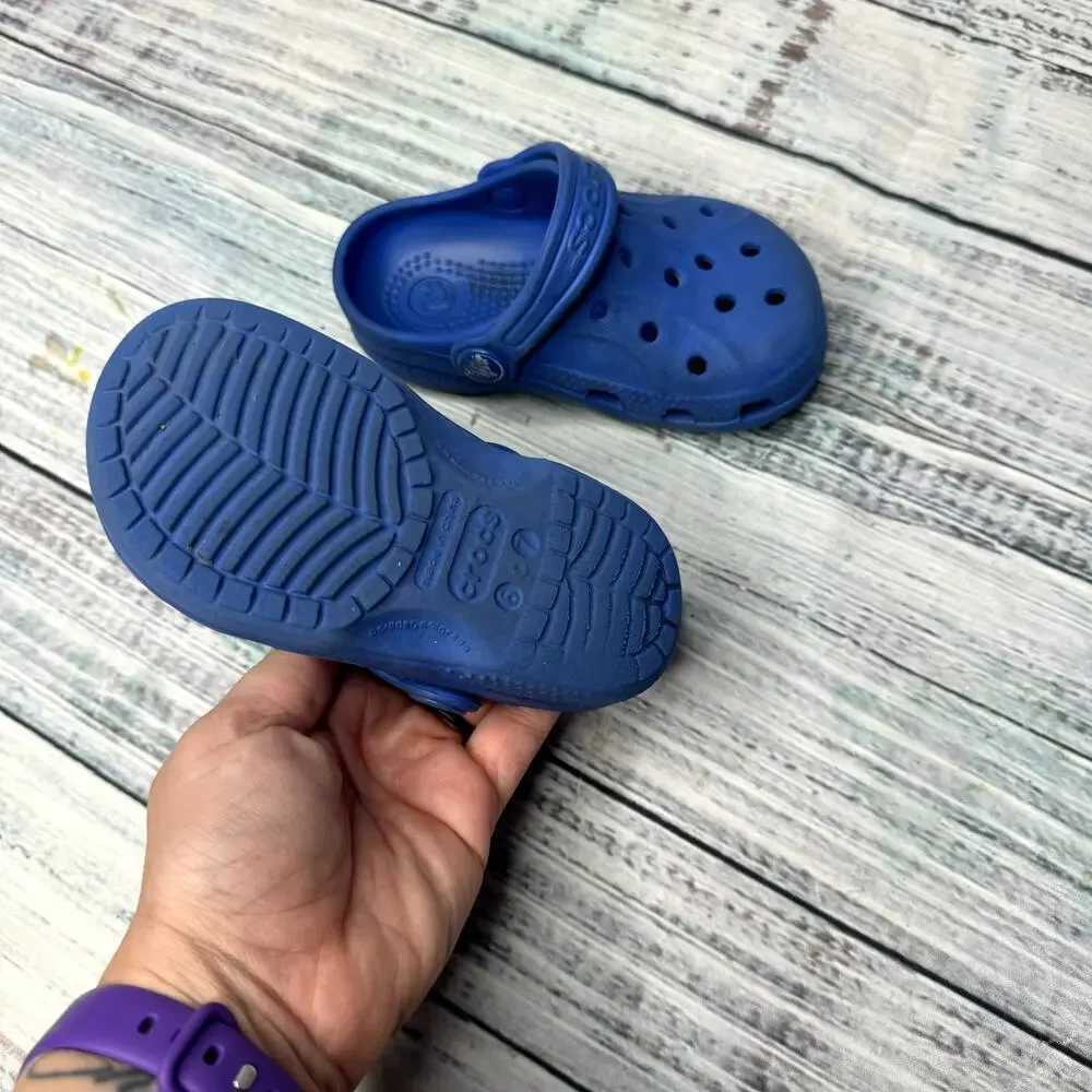 CROCS classic blue
